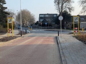 De Schouw is weer open, bussen rijden weer door de wijk