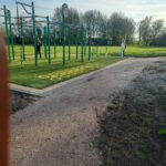 Er is een mooie plek in het park bijgekomen, waar je serieuze spierballen kan kweken